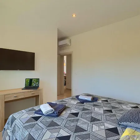 Valin Holiday home